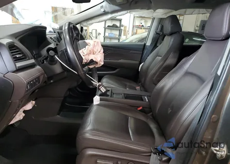2018 Honda Odyssey Exl z USA, uszkodzony, nr VIN 5FNRL6H71JB089308